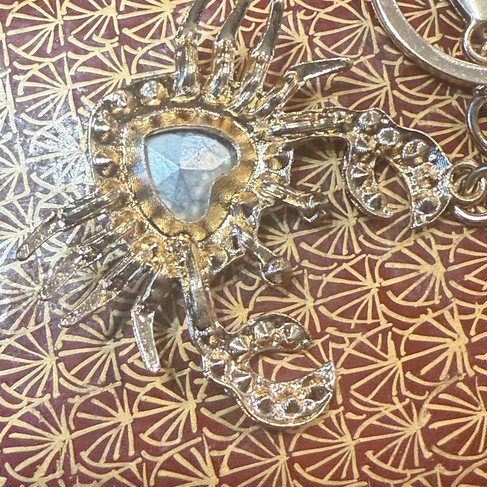 NWOT Pink Crystal Crab Keychain - Picture 4 of 6